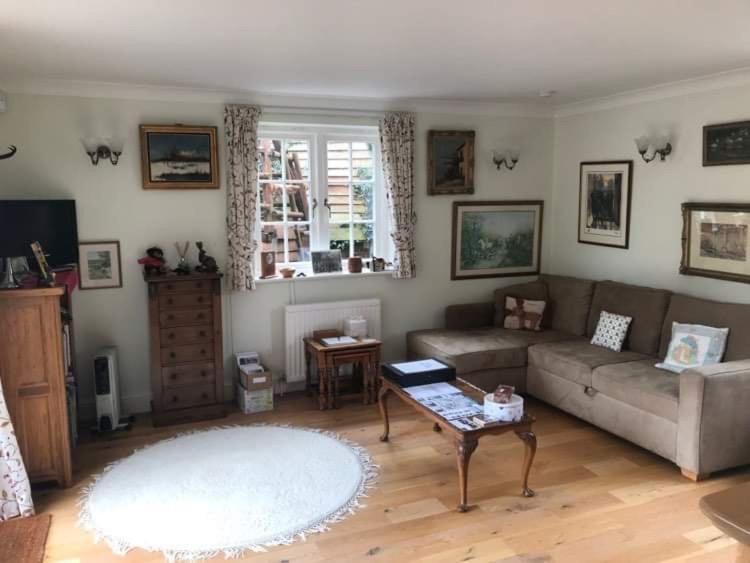 Lane End Cottage Ovington  Экстерьер фото